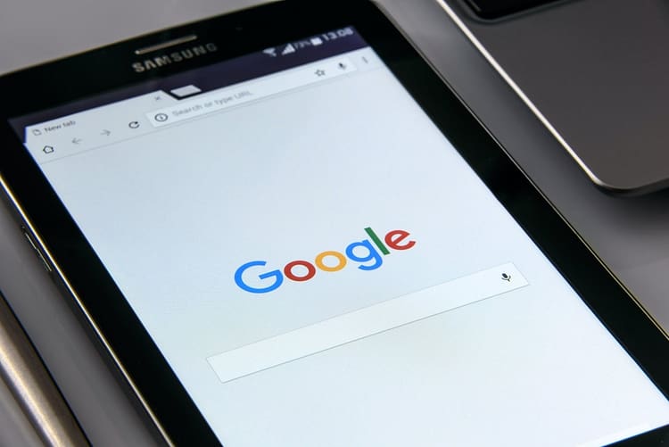 black samsung tablet display google browser on screen SEO and AI